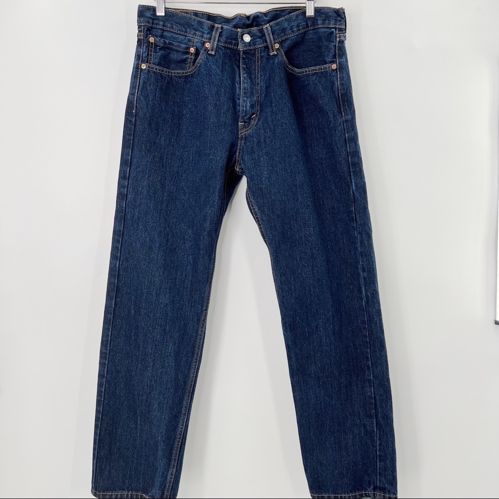 LEVI’S 505’s dark wash straight leg jeans size 34”